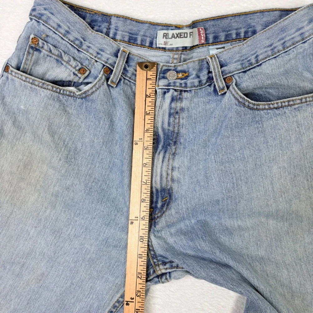 Levis 550 Relaxed Fit Light Wash Denim Jeans Mens 36x32 Measures 35x30‎ Y2K Worn